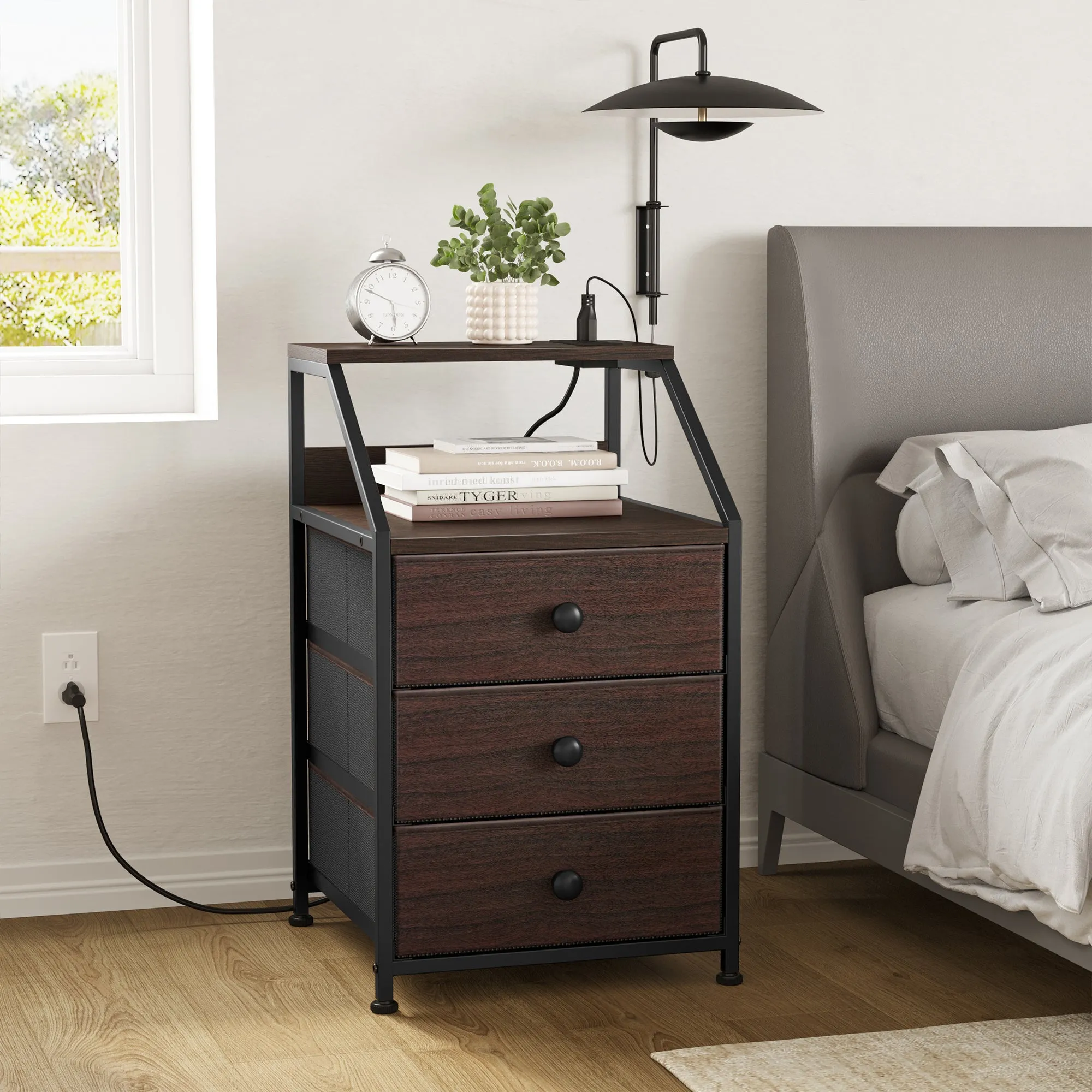 GUNAITO HN001D Nightstand with Charing Station & USB Ports, Set of 2, Brown