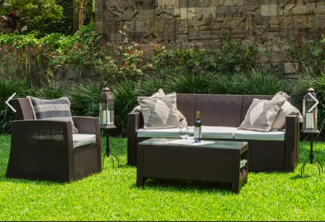 Plastique 4 Pc. Seating Set
