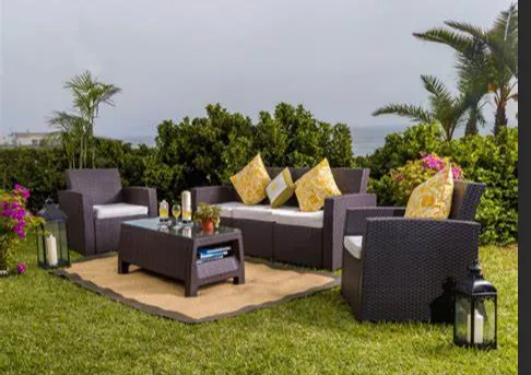 Plastique 4 Pc. Seating Set