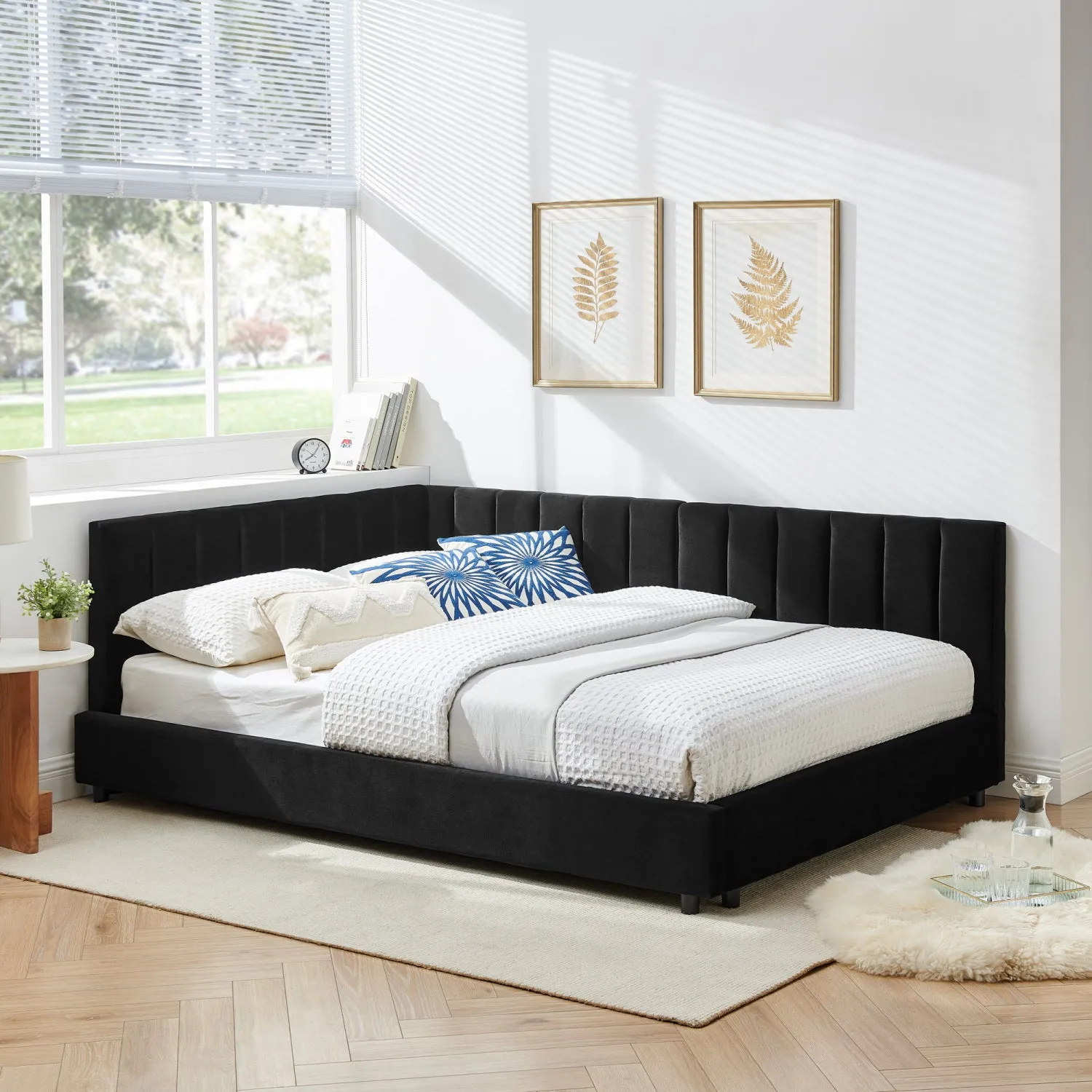 Streamdale Tufted Upholstered Full Bed Frame - Velvet Black