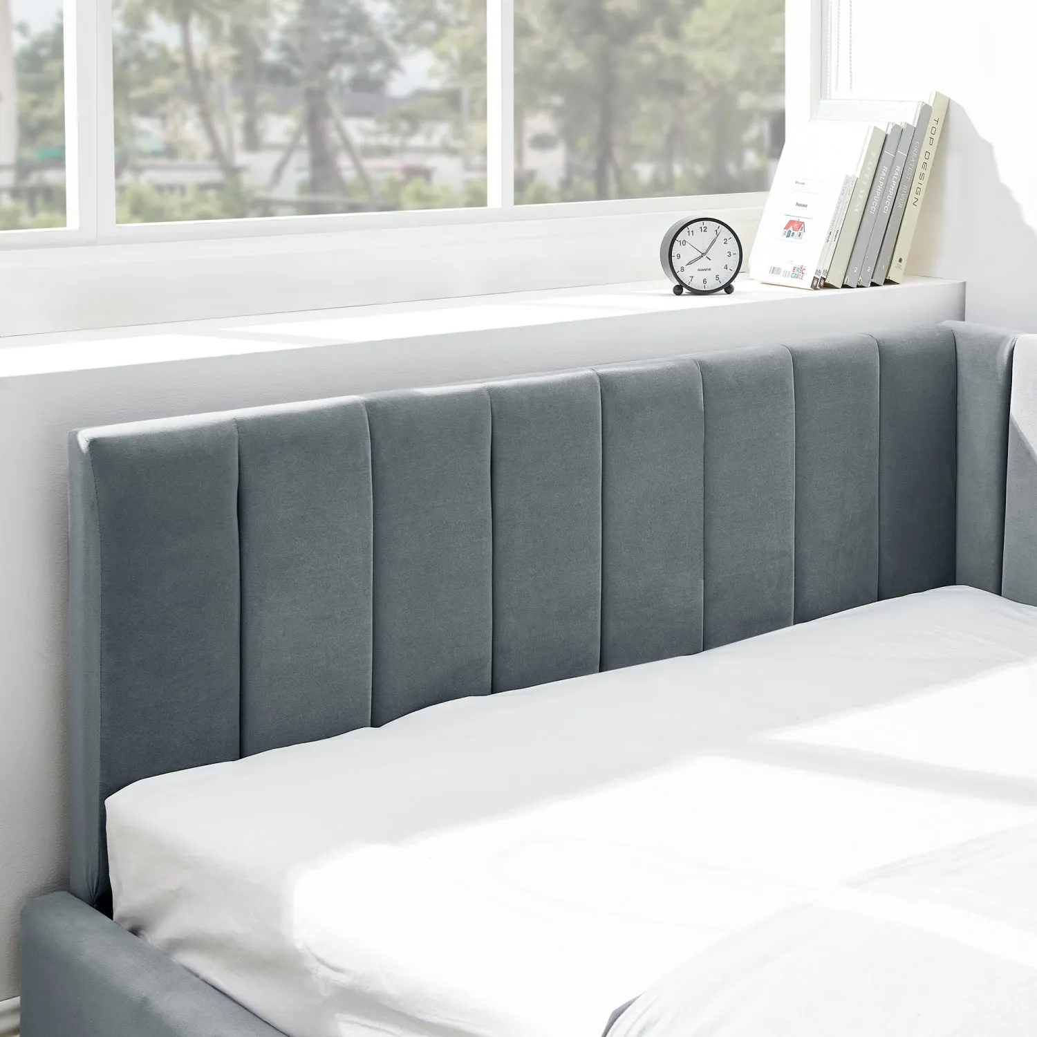Streamdale Tufted Upholstered Full Bed Frame - Velvet Gray